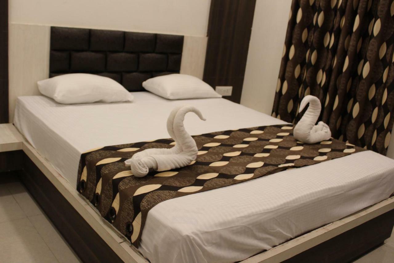 Super Hotel O Shri Shiva Palace Raipur  Exterior photo